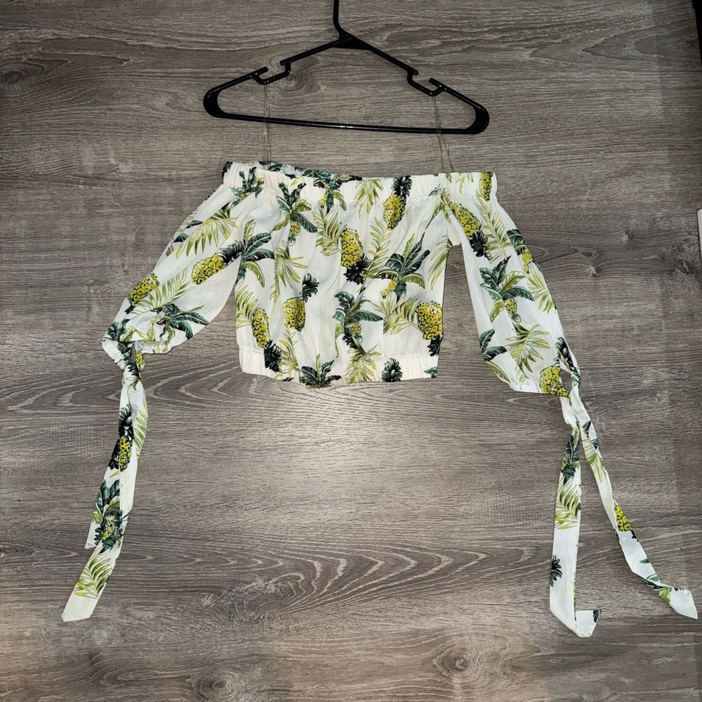 Tropical Off-Shoulder Pineapple Print Top